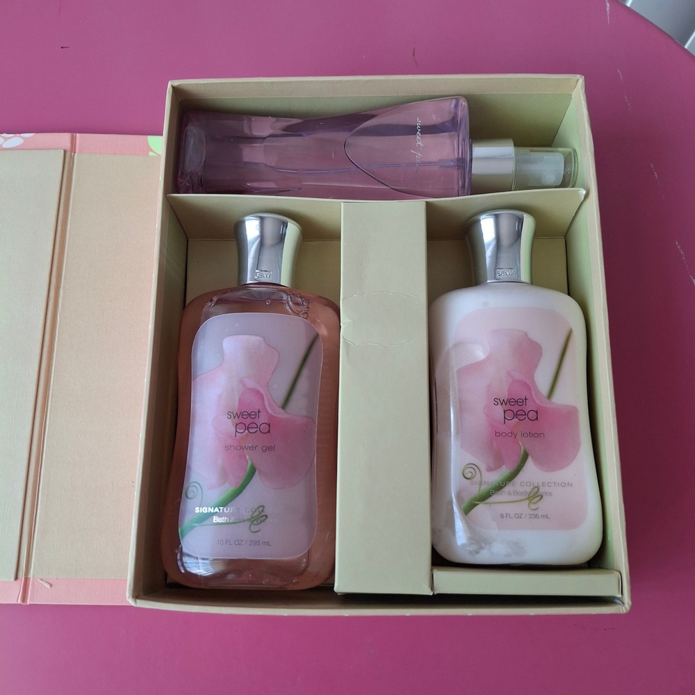 Bath & Body Works SWEET PEA Gift Set Full Size Shower Gel Lotion Mist Box - Picture 4 of 8